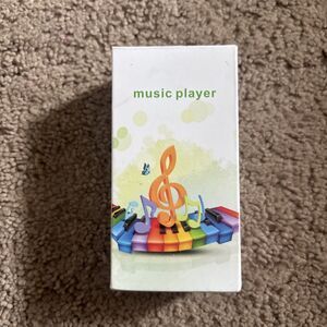 Generic Blue MP3/MP4 Player with FM Radio, Voice Record New In Box